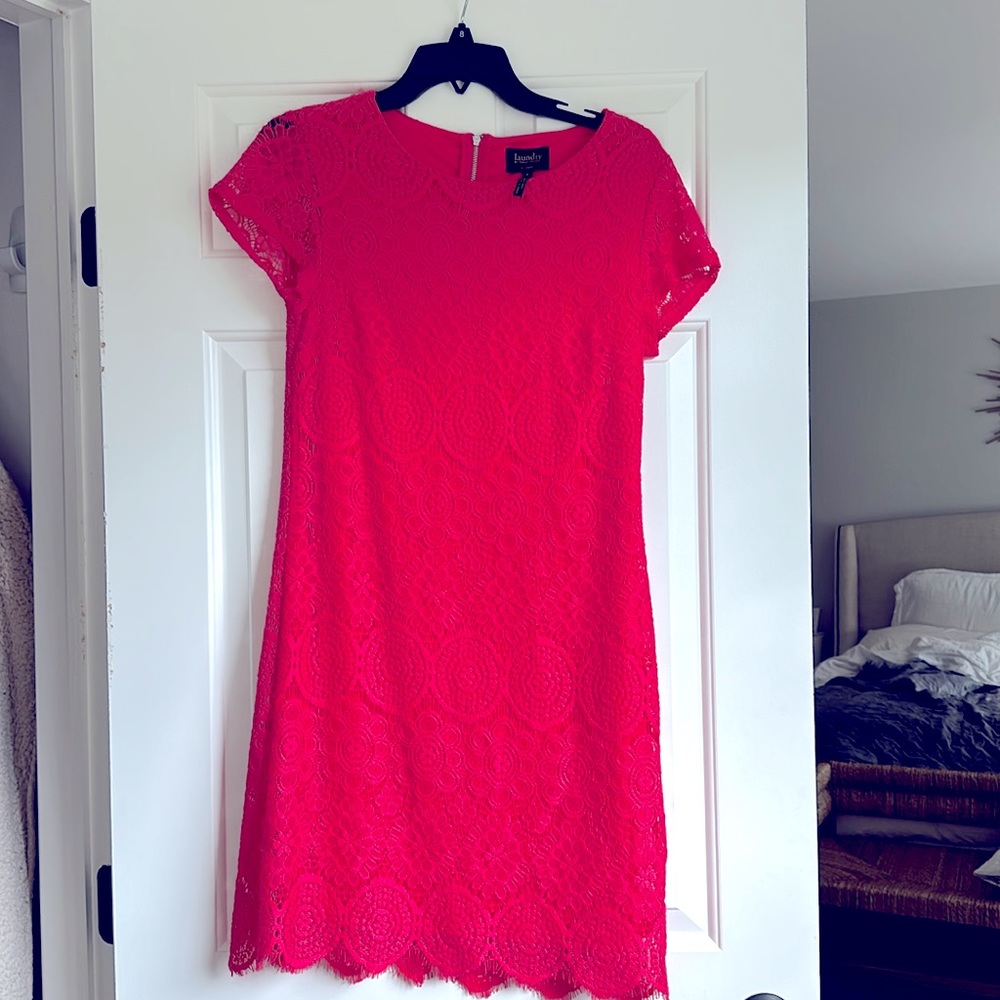 Laundry by Shelli Segal, lace detail pink shift dress, size 6
